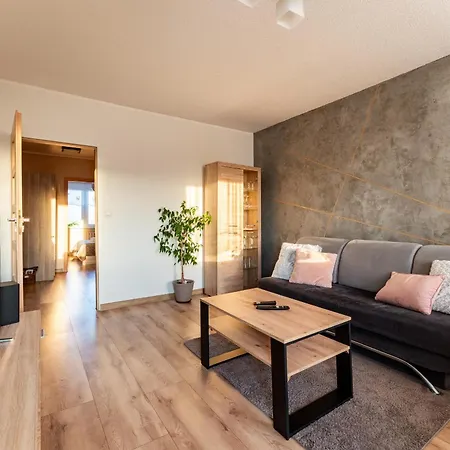 Burzynskiego Cozy By Bookinghost Appartement *