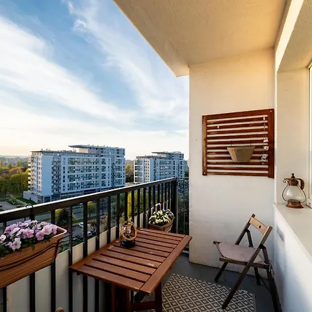 Burzynskiego Cozy By Bookinghost Appartement Gdańsk